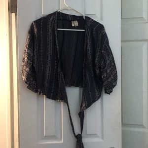 Cropped crisscross top